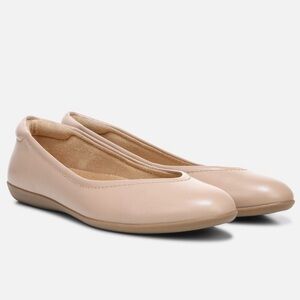 Naturalizer Vivienne Flat Créme Brûlée Leather Size 8.5 Wide